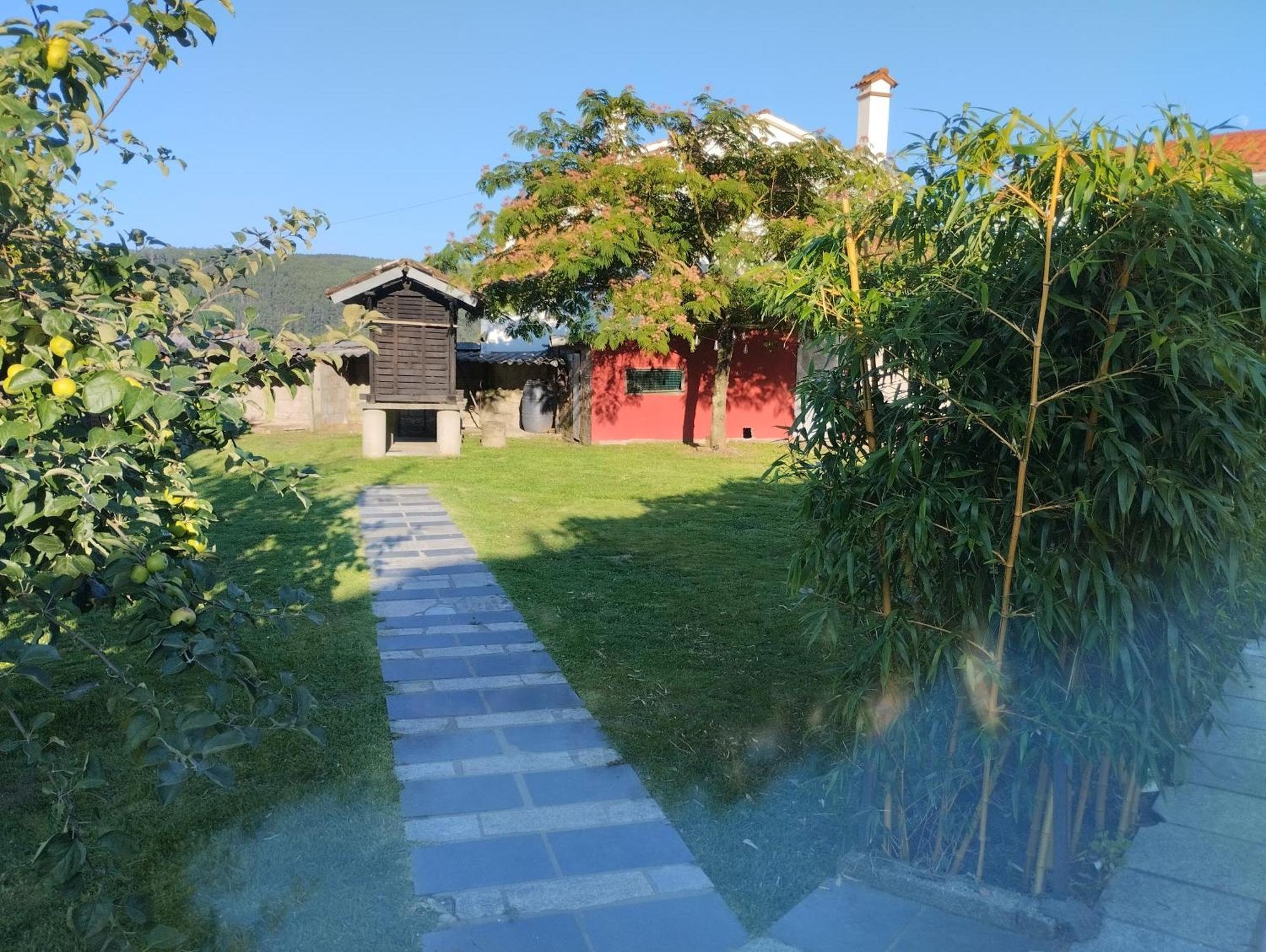 Casa De Valeria Villa Tomino ภายนอก รูปภาพ